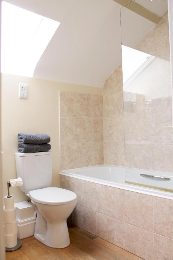 Charming 1-Bed Loft In Caerleon Apartment Нюпорт Екстериор снимка